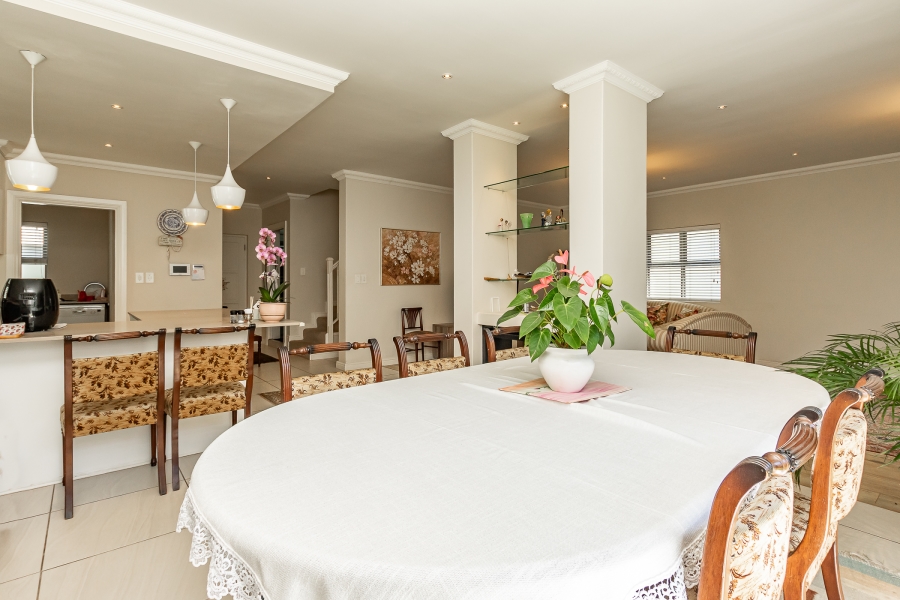 3 Bedroom Property for Sale in Claremont Upper Western Cape